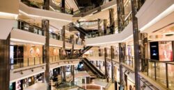 Jinbao Place Shopping Center (金宝汇购物中心)